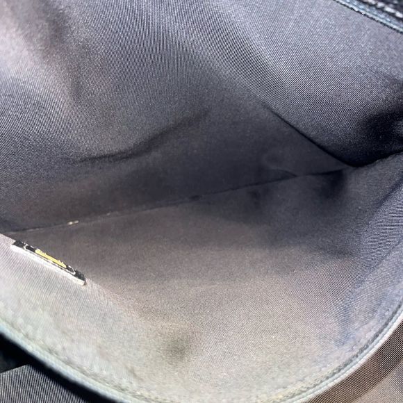 Vintage Chanel Caviar Leather Tote - Picture 10 of 12